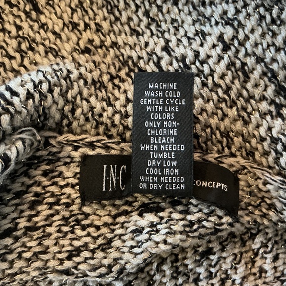 INC International S Cropped Sweater Ruffled Metallic Thread Cottagecore Romantic - Picture 9 of 9